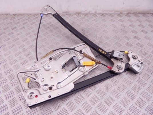 Стеклоподъемник электрический передний правый BMW 5-series (E39) 51 33 8 236 860