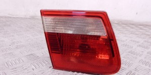 Фонарь крышки багажника левый BMW 3-series (E46) 63 21 8 368 759