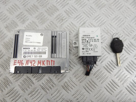 Блок управления двигателем BMW 3-series (E46) 12 14 7 523 838