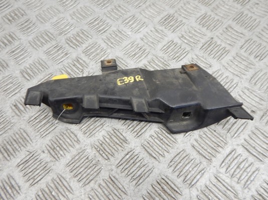 Крепление фары правой BMW 5-series (E39) 63 12 8 362 442