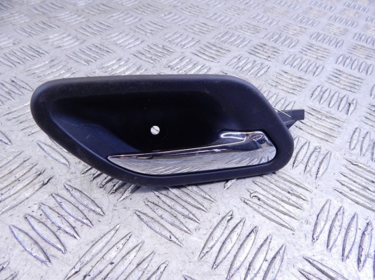 Ручка внутренняя задняя правая BMW 5-series (E39) 51 21 8 125 514