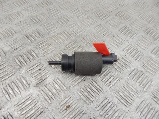 Насос (моторчик) омывателя стекла BMW 3-series (E46) 67 12 8 362 154