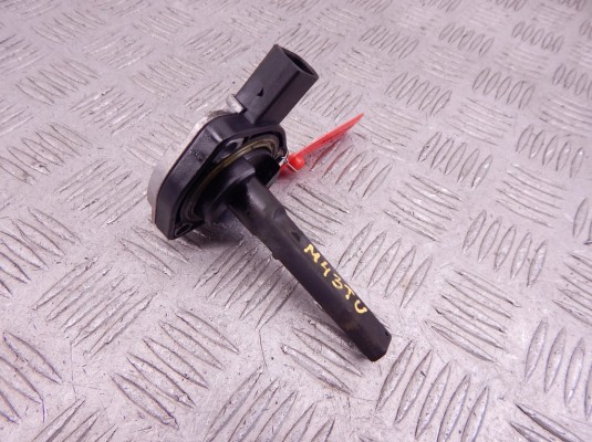 Датчик уровня масла BMW 3-series (E36) 12 61 1 439 810 Датчик уровня масла BMW 3-series (E36) 12 61 1 439 810