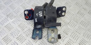 Петля крышки багажника BMW 5-series (E39) 41 61 7 007 403 Петля крышки багажника BMW 5-series (E39) 41 61 7 007 403