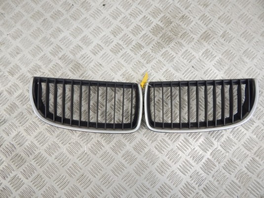 Решетка радиатора BMW 3-series (E90/91/92) 51 13 7 120 008