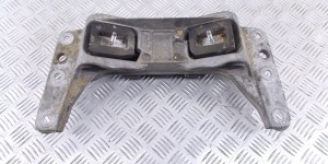 Кронштейн КПП BMW 5-series (E60/61) 22 31 6 764 617