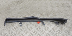 Ус под фару правый BMW 3-series (E46) 51 13 7 030 554 Ус под фару правый BMW 3-series (E46) 51 13 7 030 554