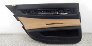 Обшивка двери задней левой (дверная карта) BMW 7-series (F01/02) Обшивка двери задней левой (дверная карта) BMW 7-series (F01/02)