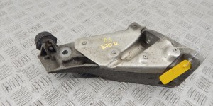 Кронштейн двигателя BMW X5-series (E70) 22 11 6 772 680 Кронштейн двигателя BMW X5-series (E70) 22 11 6 772 680