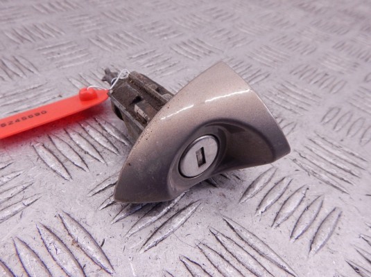 Личинка дверного замка BMW X5-series (E53) 51 21 7 035 422