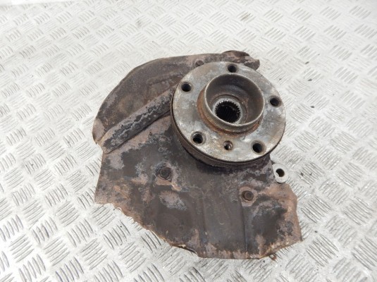 Ступица передняя левая BMW X5-series (E53) 31 21 6 761 575