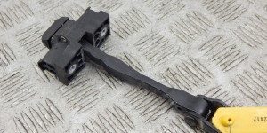 Ограничитель открывания двери передней BMW 2-series (F45/46) 51 21 7 404 898 Ограничитель открывания двери передней BMW 2-series (F45/46) 51 21 7 404 898