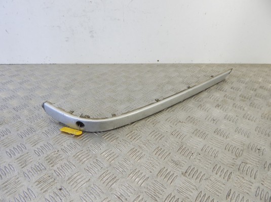 Молдинг бампера заднего BMW 5-series (E39) 51 12 7 005 932 Молдинг бампера заднего BMW 5-series (E39) 51 12 7 005 932