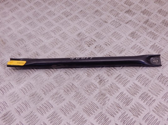 Распорка стоек BMW 7-series (F01/02) 51 71 7 180 320