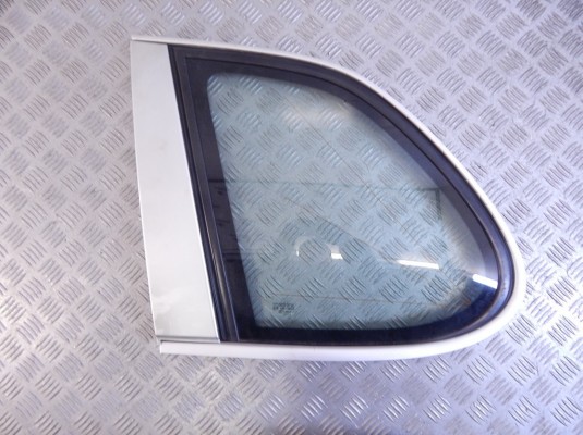 Стекло кузовное боковое левое PORSCHE CAYENNE 7L5845297