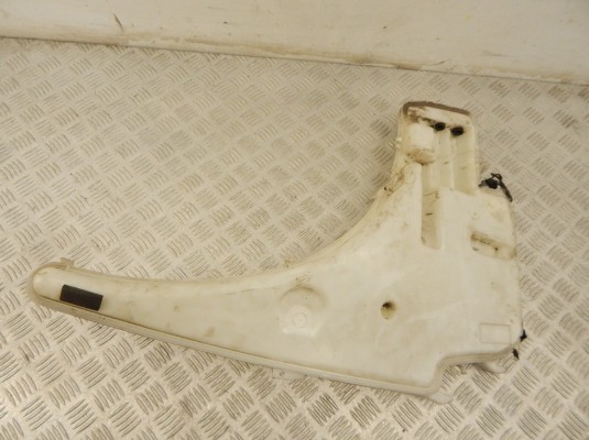 Бачок омывателя BMW 1-series (E87) 61 67 7 068 996
