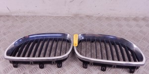 Решетка радиатора BMW 5-series (E60/61) 51 13 7 027 061