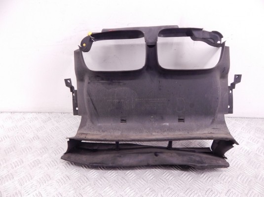 Воздухозаборник BMW 3-series (E46) 51 71 8 202 832