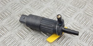 Насос (моторчик) омывателя фар BMW 3-series (F30/31) 67 63 7 297 843