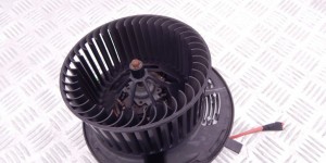 Моторчик печки BMW 3-series (E90/91/92) 64 11 6 933 664
