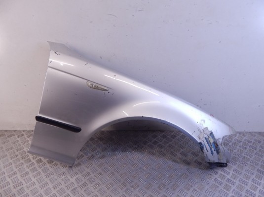Крыло переднее правое BMW 3-series (E46) 41 35 7 042 324