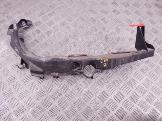 Крепление фары правой BMW 3-series (E90/91/92) 51 64 7 138 402