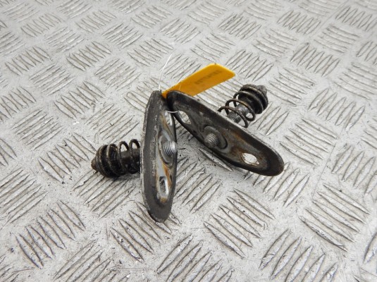 Замок капота BMW 5-series (E39) 51 23 8 176 594 Замок капота BMW 5-series (E39) 51 23 8 176 594