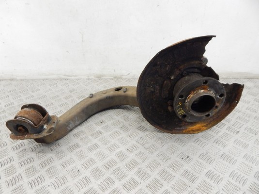 Рычаг задний левый BMW X3-series (E83) 33 30 3 420 501