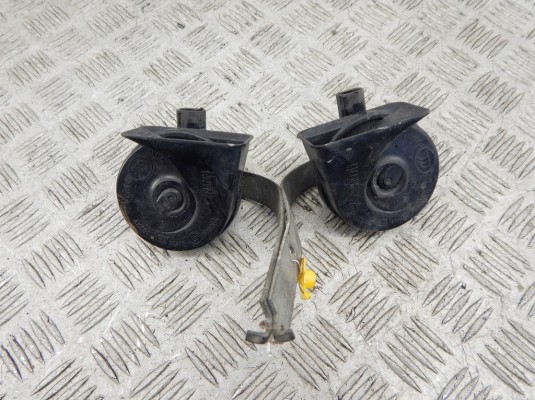 Сигнал (клаксон) BMW X5-series (E70) 65 75 9 189 818 Сигнал (клаксон) BMW X5-series (E70) 65 75 9 189 818