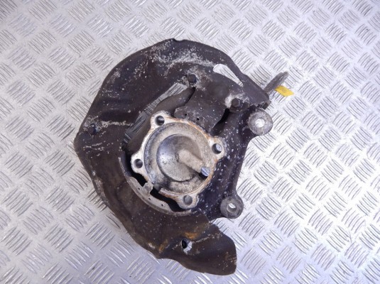 Ступица передняя левая BMW 5-series (E39) 31 21 1 092 853