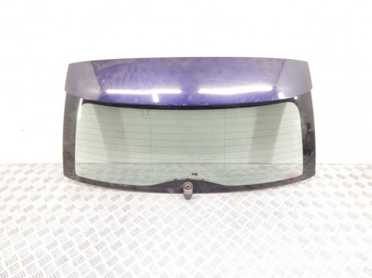 Стекло заднее BMW 3-series (E46) 51 31 8 255 292