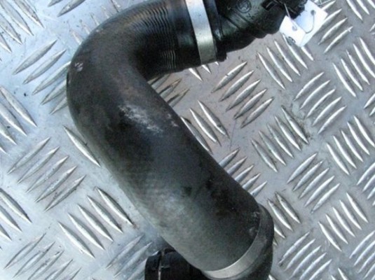 Патрубок радиатора BMW 3-series (E90/91/92) 17 12 7 531 581
