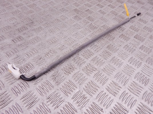 Трос двери передней BMW 1-series (E87) 51 21 7 110 705 Трос двери передней BMW 1-series (E87) 51 21 7 110 705