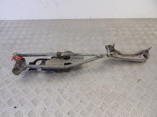 Механизм стеклоочистителя (трапеция дворников) BMW 5-series (E39) 61 61 8 385 218