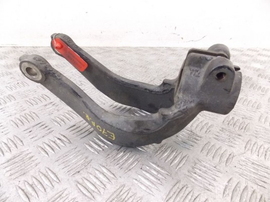 Кронштейн BMW X5-series (E70) 6775086
