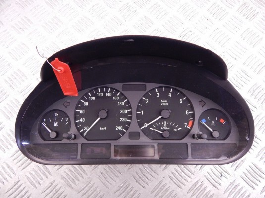 Щиток приборов (приборная панель) BMW 3-series (E46) 62 11 6 932 894