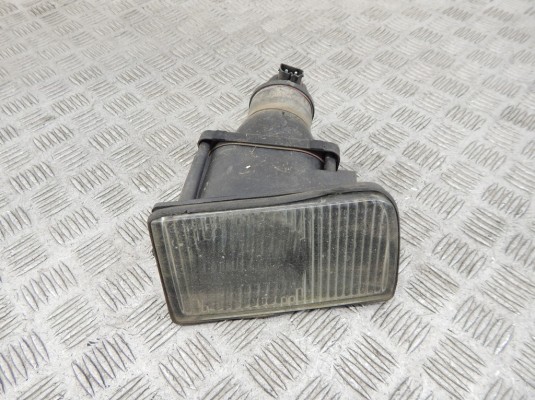 Фара противотуманная правая BMW 5-series (E34) 1384232