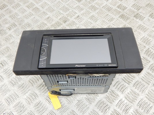 Магнитола BMW X5-series (E53) Магнитола BMW X5-series (E53)