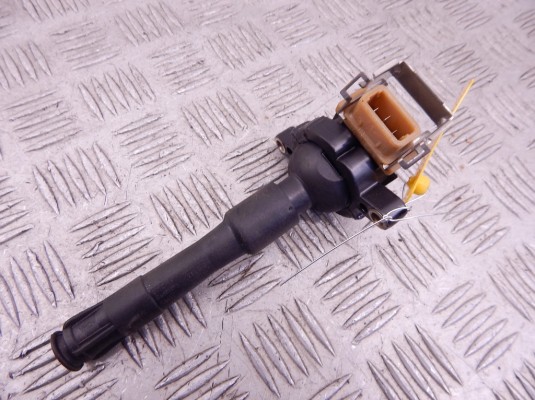 Катушка зажигания BMW 5-series (E39) 12 13 1 748 017 Катушка зажигания BMW 5-series (E39) 12 13 1 748 017
