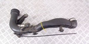 Патрубок интеркулера VOLKSWAGEN PASSAT 5 (1996-2000) 3B0145762B