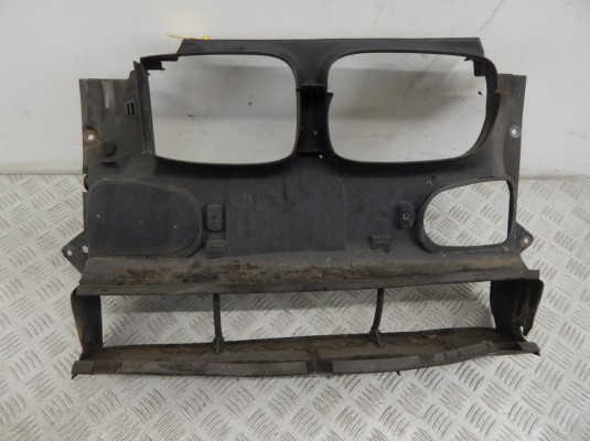 Воздухозаборник BMW 5-series (E39) 51 71 8 159 959