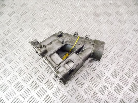 Корпус масляного фильтра BMW 5-series (E60/61) 11 42 7 797 392