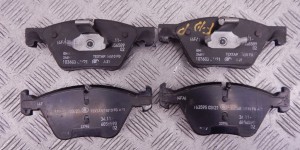 Тормозные колодки передние BMW 5-series (F10/11) 34 11 6 858 047 Тормозные колодки передние BMW 5-series (F10/11) 34 11 6 858 047