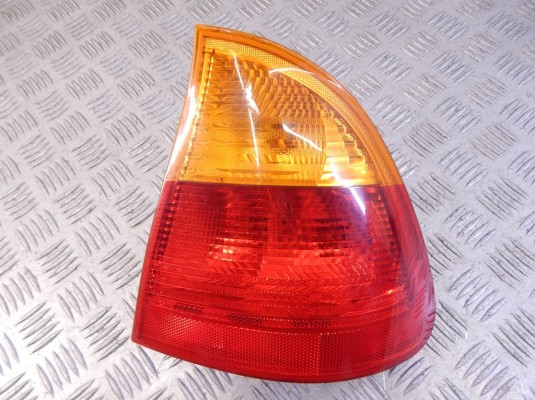 Фонарь задний правый BMW 3-series (E46) 63 21 6 928 386