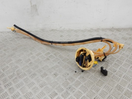 Датчик уровня топлива BMW 1-series (E87) 7 190 944