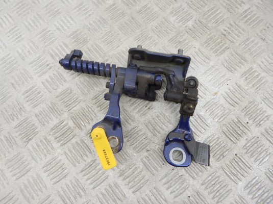 Петля крышки багажника BMW 3-series (E90/91/92) 41 62 7 054 050