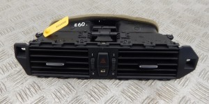 Дефлектор обдува салона BMW 5-series (E60/61) 64 22 6 910 734 Дефлектор обдува салона BMW 5-series (E60/61) 64 22 6 910 734