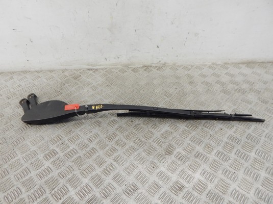 Щеткодержатель (поводок стеклоочистителя, дворник) BMW 5-series (E39) 61 61 8 209 880