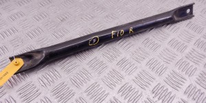 Распорка стоек BMW 5-series (F10/11) 51 71 7 180 318