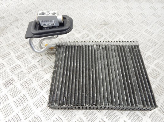 Испаритель кондиционера BMW X5-series (E70) 64 11 6 968 202 Испаритель кондиционера BMW X5-series (E70) 64 11 6 968 202